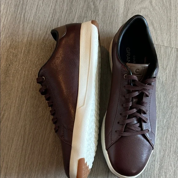 COLE HAAN GRANDPRO Classic Brown Leather Sneakers for Men(NWOT)
